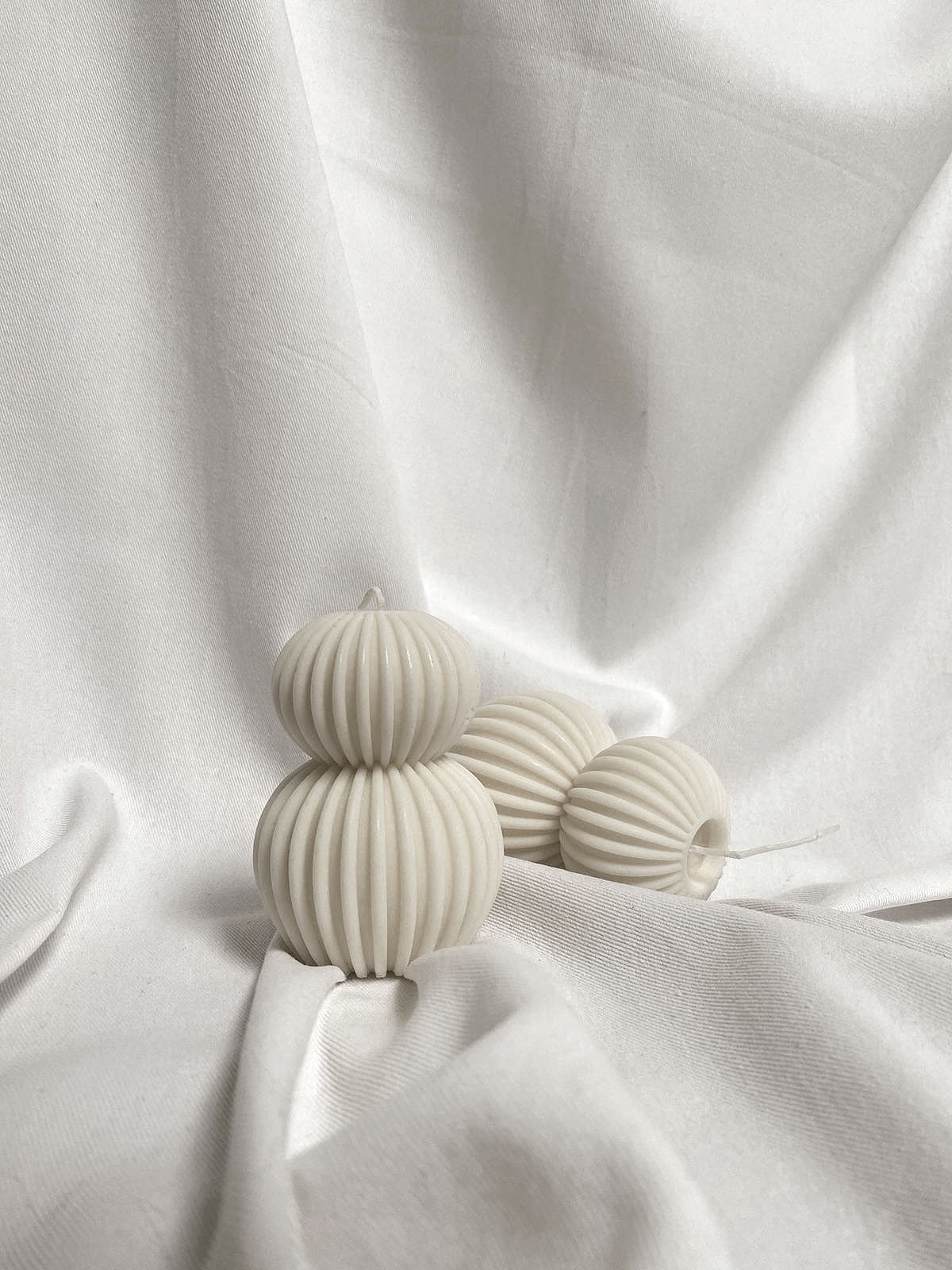 Świeca sojowa N°4 – SPHERE - obrazek 2